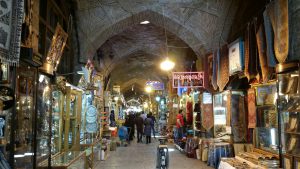 سوق القيصرية في اصفهان