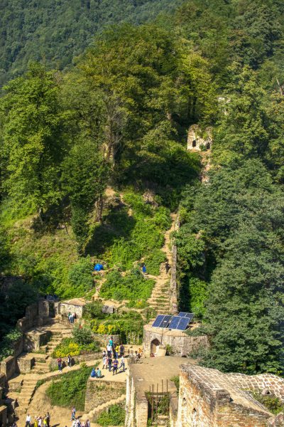 تعرف على قلعة رودخان (القرية الصينية) في شمال إيران -السياحة في شمال إيران