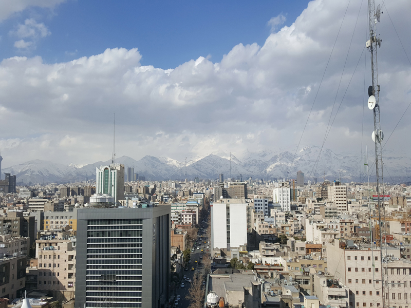 فندق هويزه في طهران ، فنادق تهران ، فندق في طهران رخيص ، افضل فنادق في إيران