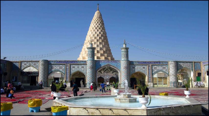 قبر دانيال نبي في مدينة شوش الإيرانية