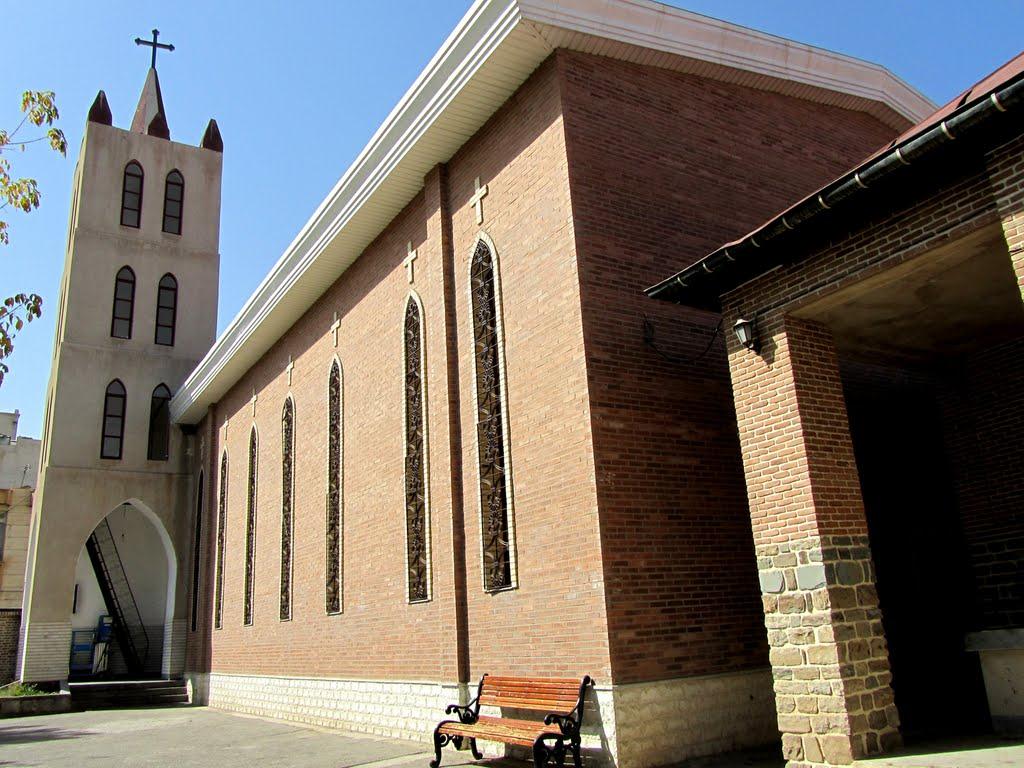  كنائس في إيران - ننه مريم ؛ من معبد النار إلى الكنيسة